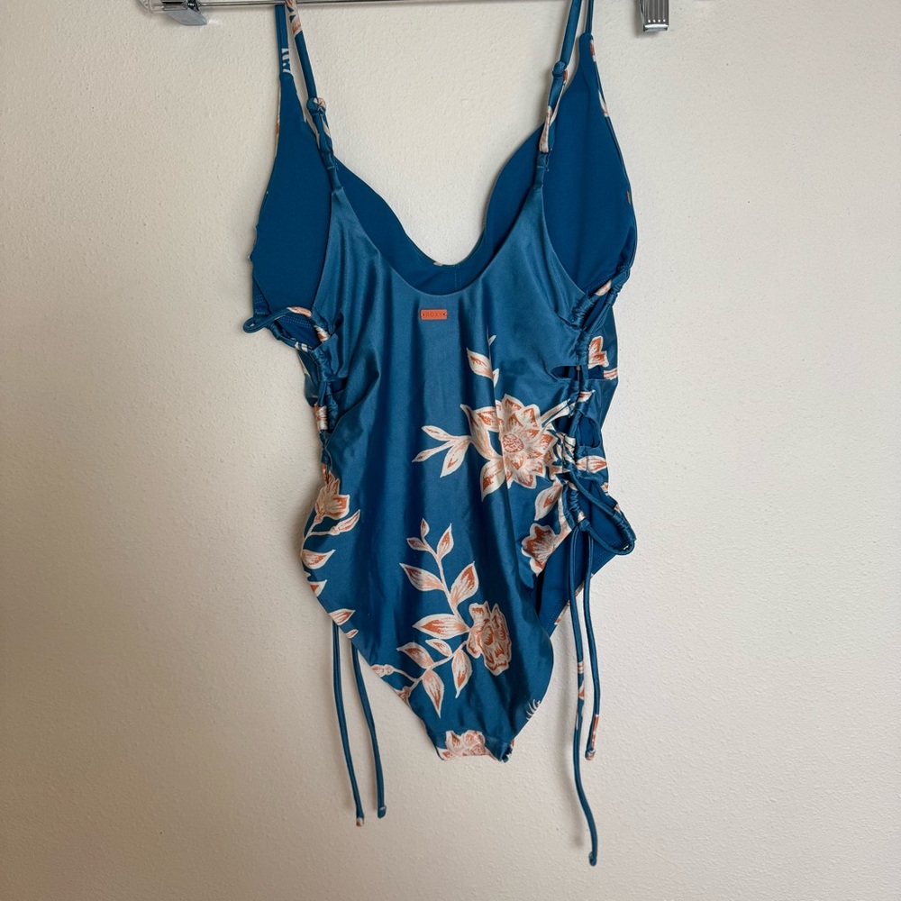 Roxy Blue Floral One Piece Swimsuit Bathing suit Swim Surf‎ - Picture 2 of 6